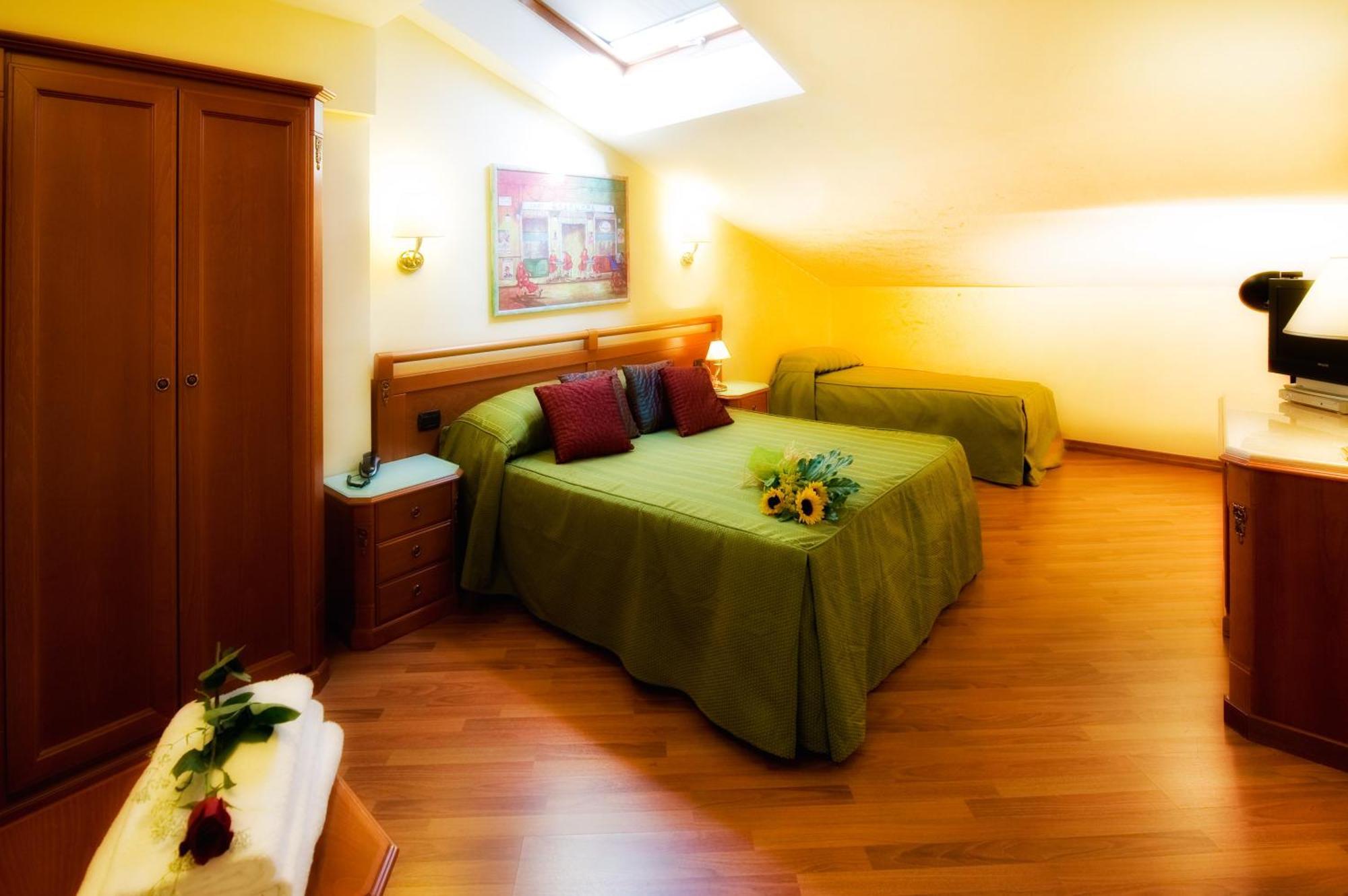 Hotel Bright Rome Bagian luar foto