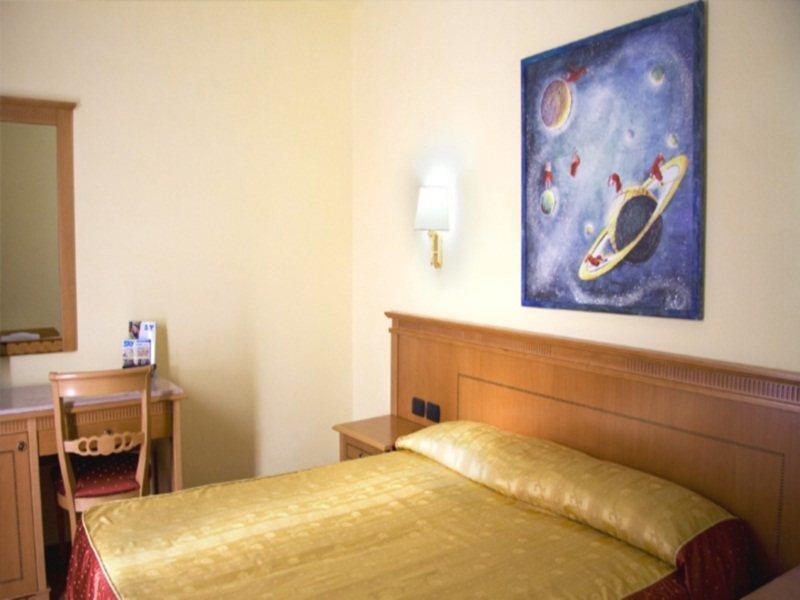 Hotel Bright Rome Bagian luar foto