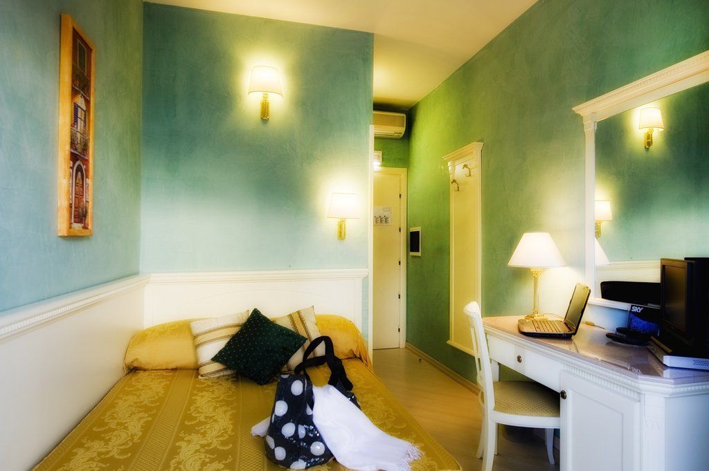Hotel Bright Rome Bagian luar foto